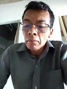 Snapshot of skinnylatino51 chatting on April 2026 05:06:01 PM skinnylatino51 online show from April 2026 05:06:01 PM