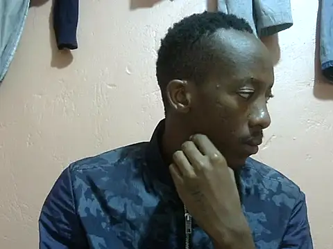 Snapshot of shadez94 chatting on October 2025 04:09:01 AM shadez94 online show from October 2025 04:09:01 AM