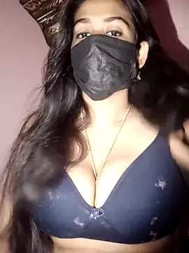 umairahaasan 1 online show from October 2025 10:52:02 AM