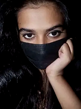 umairahaasan 1 online show from November 2025 10:31:01 AM