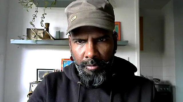 Snapshot of frenchblackc31 chatting on September 2025 08:17:01 AM frenchblackc31 online show from September 2025 08:17:01 AM