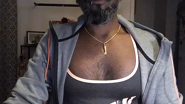 Snapshot of frenchblackc31 chatting on October 2025 06:08:02 PM frenchblackc31 online show from October 2025 06:08:02 PM