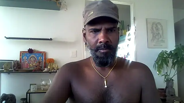 Snapshot of frenchblackc31 chatting on October 2025 04:08:01 PM frenchblackc31 online show from October 2025 04:08:01 PM