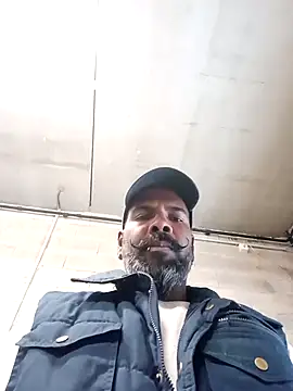 Snapshot of frenchblackc31 chatting on October 2025 02:40:01 PM frenchblackc31 online show from October 2025 02:40:01 PM