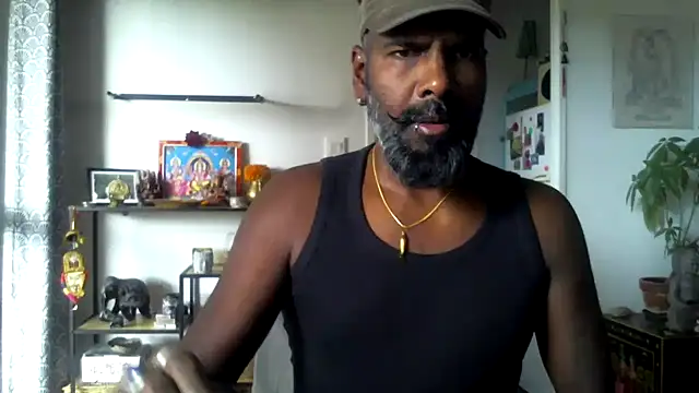 Snapshot of frenchblackc31 chatting on October 2025 09:39:01 AM frenchblackc31 online show from October 2025 09:39:01 AM