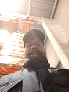 Snapshot of frenchblackc31 chatting on October 2025 10:17:02 AM frenchblackc31 online show from October 2025 10:17:02 AM