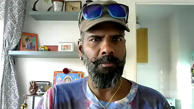 Snapshot of frenchblackc31 chatting on November 2025 03:06:02 PM frenchblackc31 online show from November 2025 03:06:02 PM