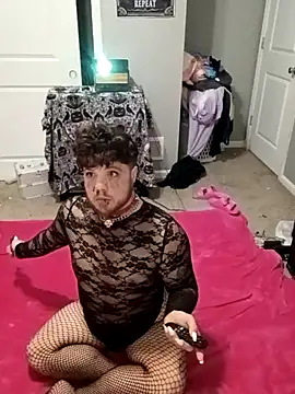 Snapshot of Kiami_Noara chatting on February 2026 10:08:01 PM Kiami Noara online show from February 2026 10:08:01 PM