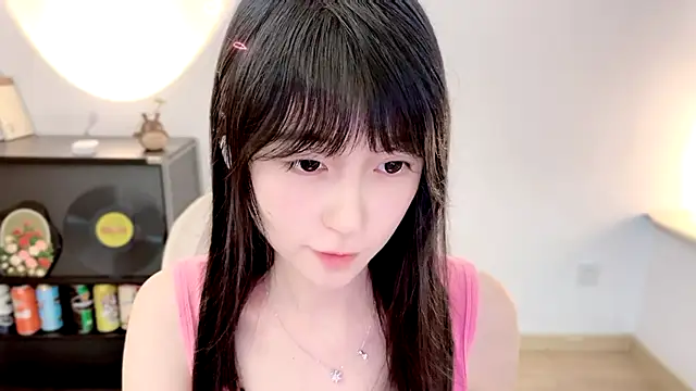 Snapshot of Onechestnut chatting on July 2026 12:22:01 PM Onechestnut online show from July 2026 12:22:01 PM