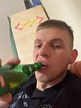 Snapshot of macho1347 chatting on March 2026 01:49:01 PM macho1347 online show from March 2026 01:49:01 PM