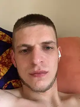 Snapshot of macho1347 chatting on April 2026 03:42:02 PM macho1347 online show from April 2026 03:42:02 PM