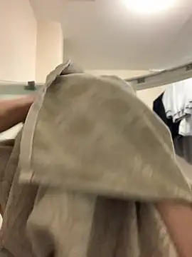 Snapshot of macho1347 chatting on April 2026 07:53:01 AM macho1347 online show from April 2026 07:53:01 AM