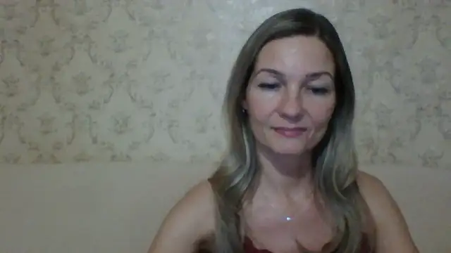 sweetriki online show from November 2025 05:02:01 PM