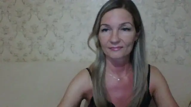 sweetriki online show from December 2025 05:40:02 PM