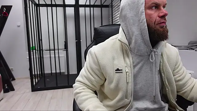 Stewart Barnz online show from October 2025 02:21:01 AM