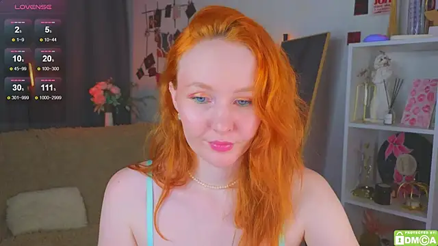 JoyceJones online show from November 2025 08:12:01 PM