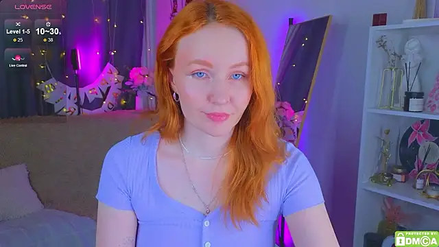 Snapshot of JoyceJones chatting on January 2026 08:03:02 PM JoyceJones online show from January 2026 08:03:02 PM