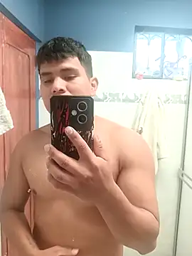 Oscariin96 online show from February 2026 04:16:02 PM