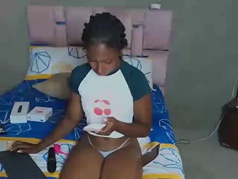 britanyxxs online show from November 2025 02:16:02 PM