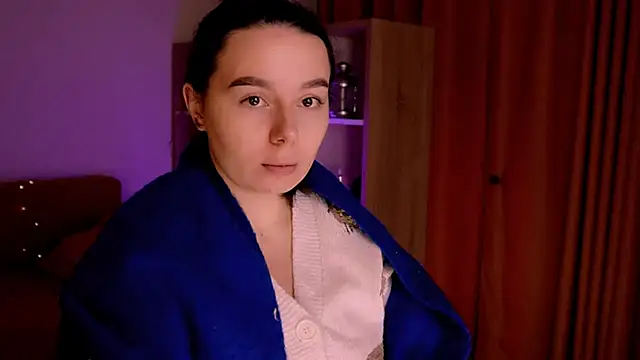 Snapshot of Di_na_Bell chatting on February 2026 01:38:02 PM Di na Bell online show from February 2026 01:38:02 PM