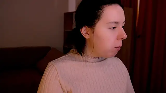 Snapshot of Di_na_Bell chatting on February 2026 07:04:01 AM Di na Bell online show from February 2026 07:04:01 AM