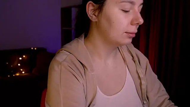 Snapshot of Di_na_Bell chatting on February 2026 06:34:01 AM Di na Bell online show from February 2026 06:34:01 AM