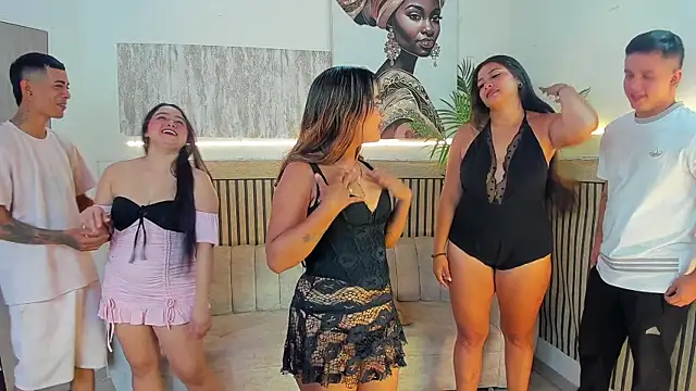 stangirls  online show from December 2025 01:16:02 PM