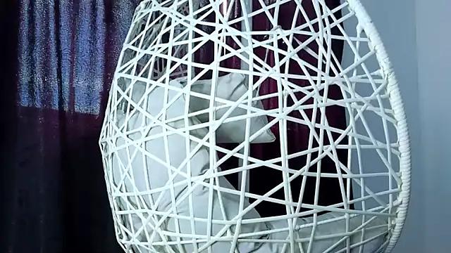 Snapshot of cuteeimy chatting on September 2025 07:17:02 PM cuteeimy online show from September 2025 07:17:02 PM