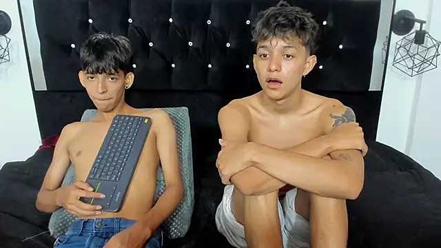 Sebas cat online show from November 2025 08:45:01 AM