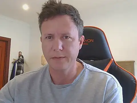 TroyDieselXXX online show from November 2025 05:35:02 AM