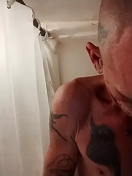 helldonk online show from November 2025 01:20:02 AM