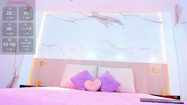 Snapshot of susan_elliot chatting on November 2025 11:46:01 AM susan elliot online show from November 2025 11:46:01 AM