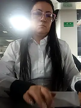 Romina693 online show from November 2025 06:23:01 AM