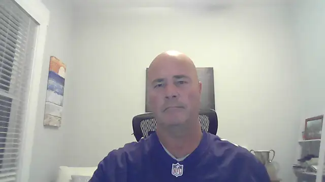 Snapshot of cyclone1212 chatting on October 2025 10:41:02 AM cyclone1212 online show from October 2025 10:41:02 AM