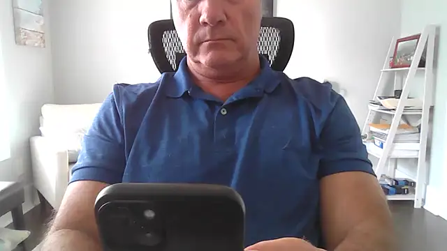 Snapshot of cyclone1212 chatting on April 2026 12:36:01 PM cyclone1212 online show from April 2026 12:36:01 PM