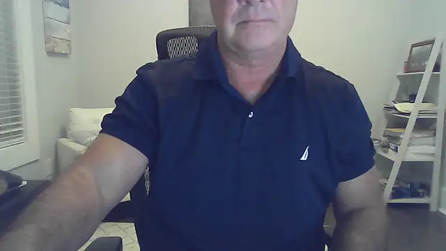 Snapshot of cyclone1212 chatting on April 2026 09:10:01 AM cyclone1212 online show from April 2026 09:10:01 AM