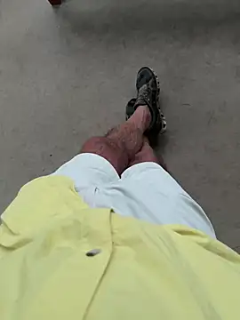 Snapshot of cyclone1212 chatting on April 2026 10:46:01 AM cyclone1212 online show from April 2026 10:46:01 AM