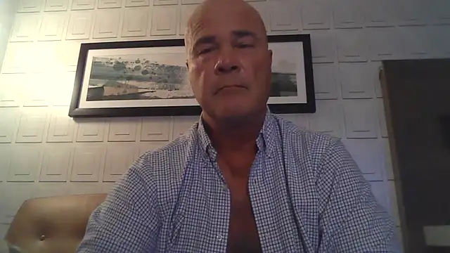 Snapshot of cyclone1212 chatting on April 2026 02:26:02 AM cyclone1212 online show from April 2026 02:26:02 AM