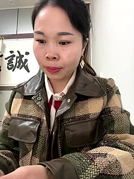 Snapshot of xlj4523 chatting on October 2025 05:10:01 AM xlj4523 online show from October 2025 05:10:01 AM