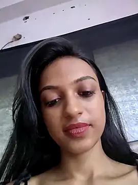 Your-Kitkat online show from October 2025 08:01:01 AM