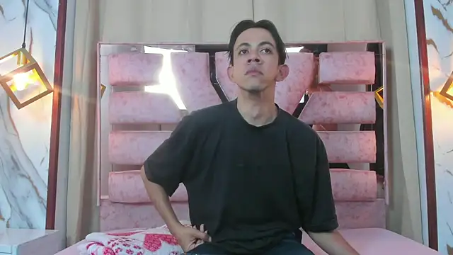 kameron and Nick online show from November 2025 08:23:02 PM