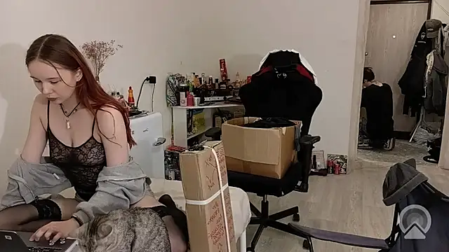 Snapshot of Remmy_Foxx_ chatting on October 2025 12:36:02 PM Remmy Foxx online show from October 2025 12:36:02 PM