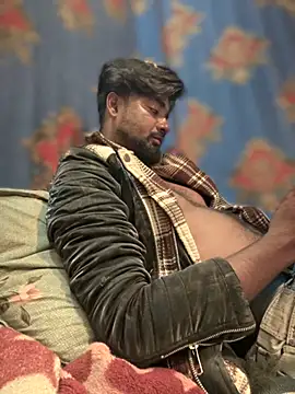 Munny6677 online show from November 2025 05:37:01 PM