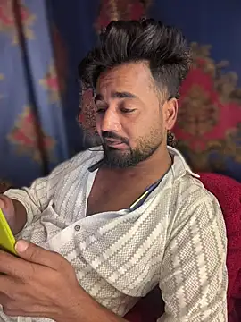 Snapshot of Munny6677 chatting on March 2026 06:58:02 PM Munny6677 online show from March 2026 06:58:02 PM