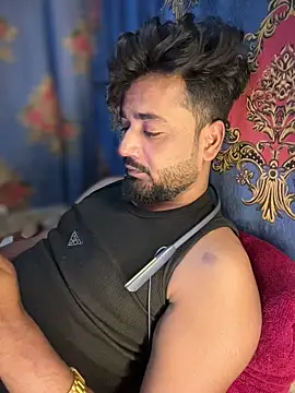 Snapshot of Munny6677 chatting on March 2026 06:18:02 PM Munny6677 online show from March 2026 06:18:02 PM