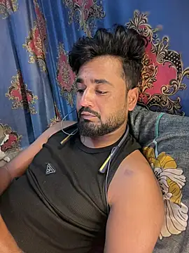 Snapshot of Munny6677 chatting on March 2026 09:25:01 PM Munny6677 online show from March 2026 09:25:01 PM