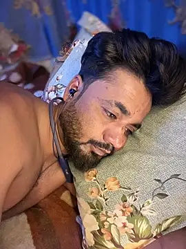 Snapshot of Munny6677 chatting on April 2026 02:23:02 AM Munny6677 online show from April 2026 02:23:02 AM