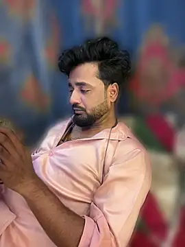 Snapshot of Munny6677 chatting on April 2026 06:49:02 PM Munny6677 online show from April 2026 06:49:02 PM