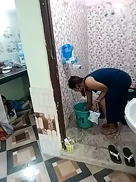 Snapshot of Munny6677 chatting on April 2026 02:27:02 AM Munny6677 online show from April 2026 02:27:02 AM