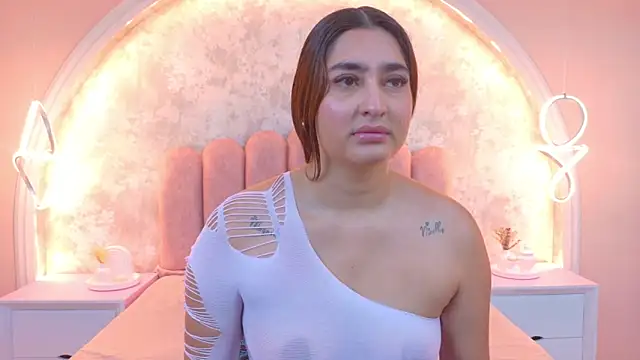 JasmineRhodes online show from October 2025 12:52:02 PM